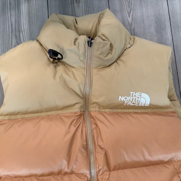 The North Face Almond Butter 1996 Retro Nuptse 700 Down Vest Jacket NWT - Picture 3 of 12